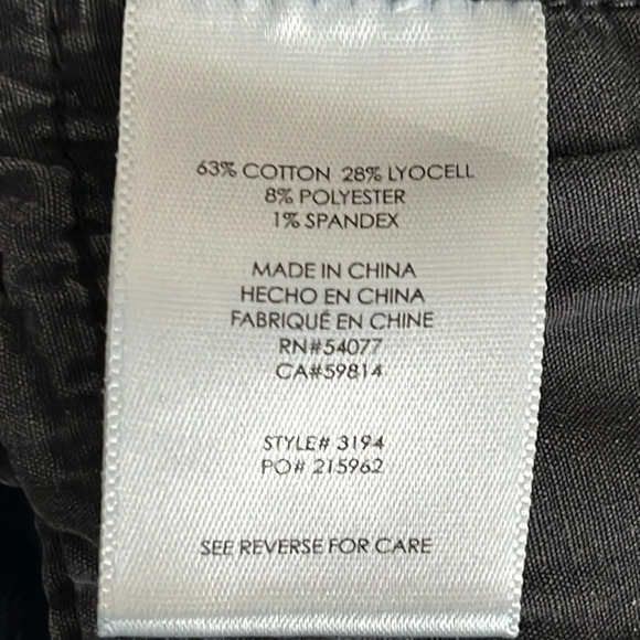 Cabi Curvy Skinny Dusk Destructed Jeans - Size 8 - Picture 6 of 7